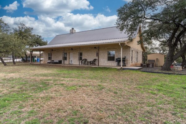 2551 Spring Valley Dr, Dripping Springs