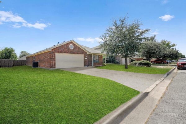 114 Gainer Dr, Hutto