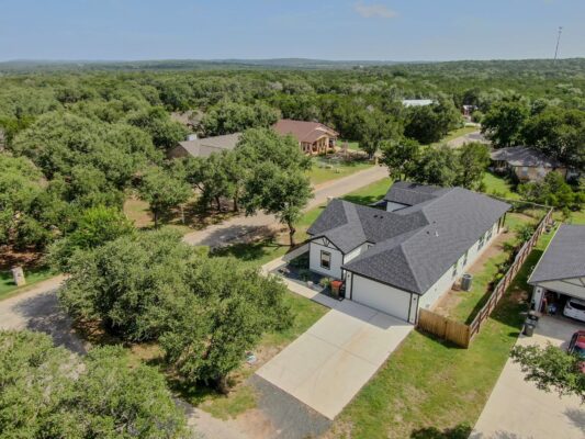 54 Persimmon Dr Dr, Wimberley