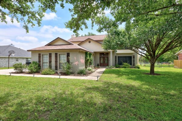 1341 Meadowild Dr, Round Rock