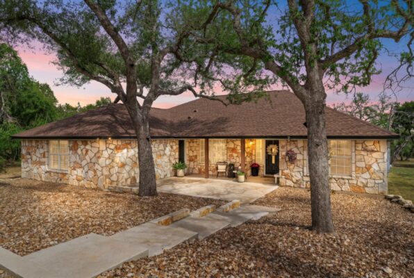 1003 Sunset Canyon Dr S, Dripping Springs