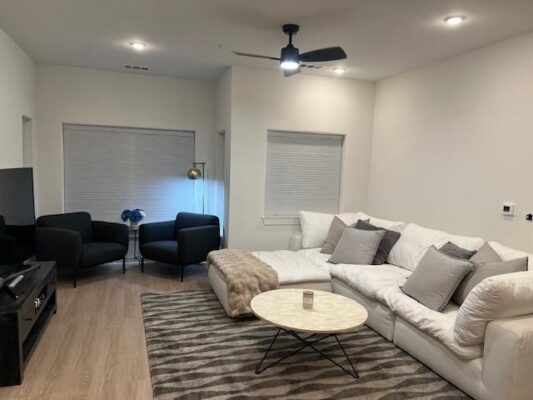 4802 S Congress Ave #121, Austin