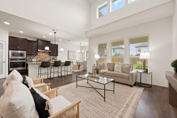 2213 Santa Isabella Dr, Leander