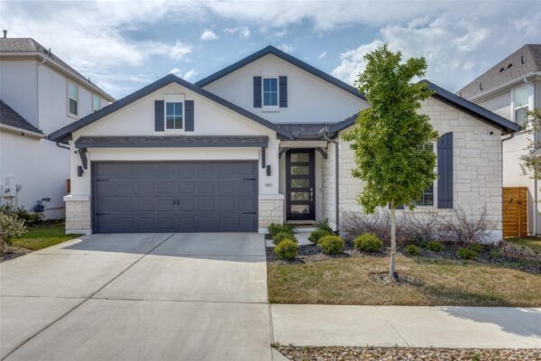 1920 Donetto Dr, Leander