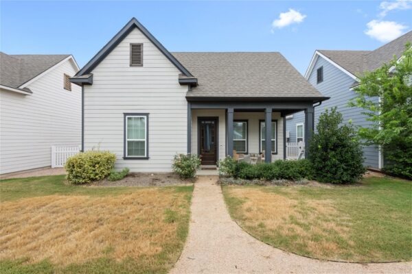 1182 Grant Wood Ave, Driftwood