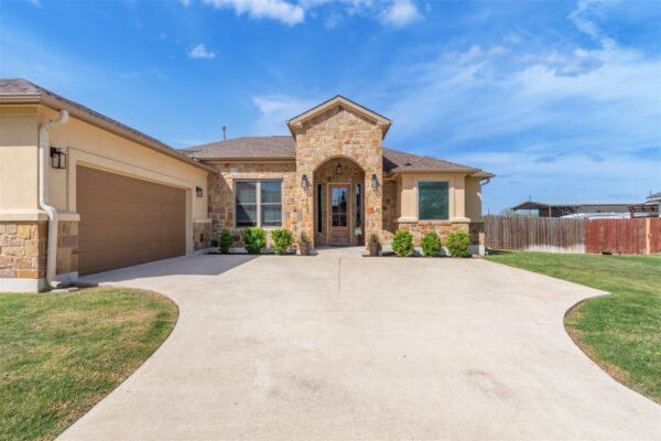 107 Les Ln, Smithville