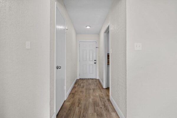 1105 Spring Breeze Cv, Round Rock