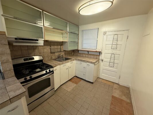 2921 E 12th St #E, Austin