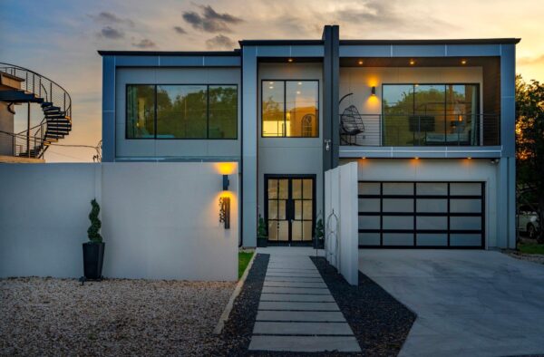 3138 Chisholm Trl, Austin