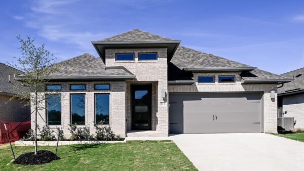 313 Foxfire Cv, Lockhart