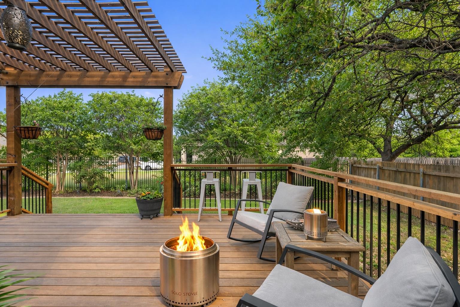 6016 Sabino Dr, Spicewood, TX 78669