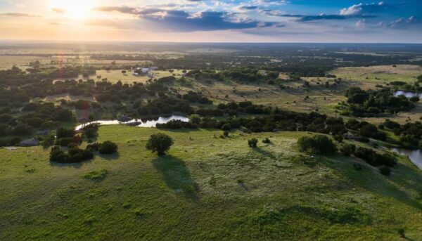 1283 Rattlesnake Trl, Burnet