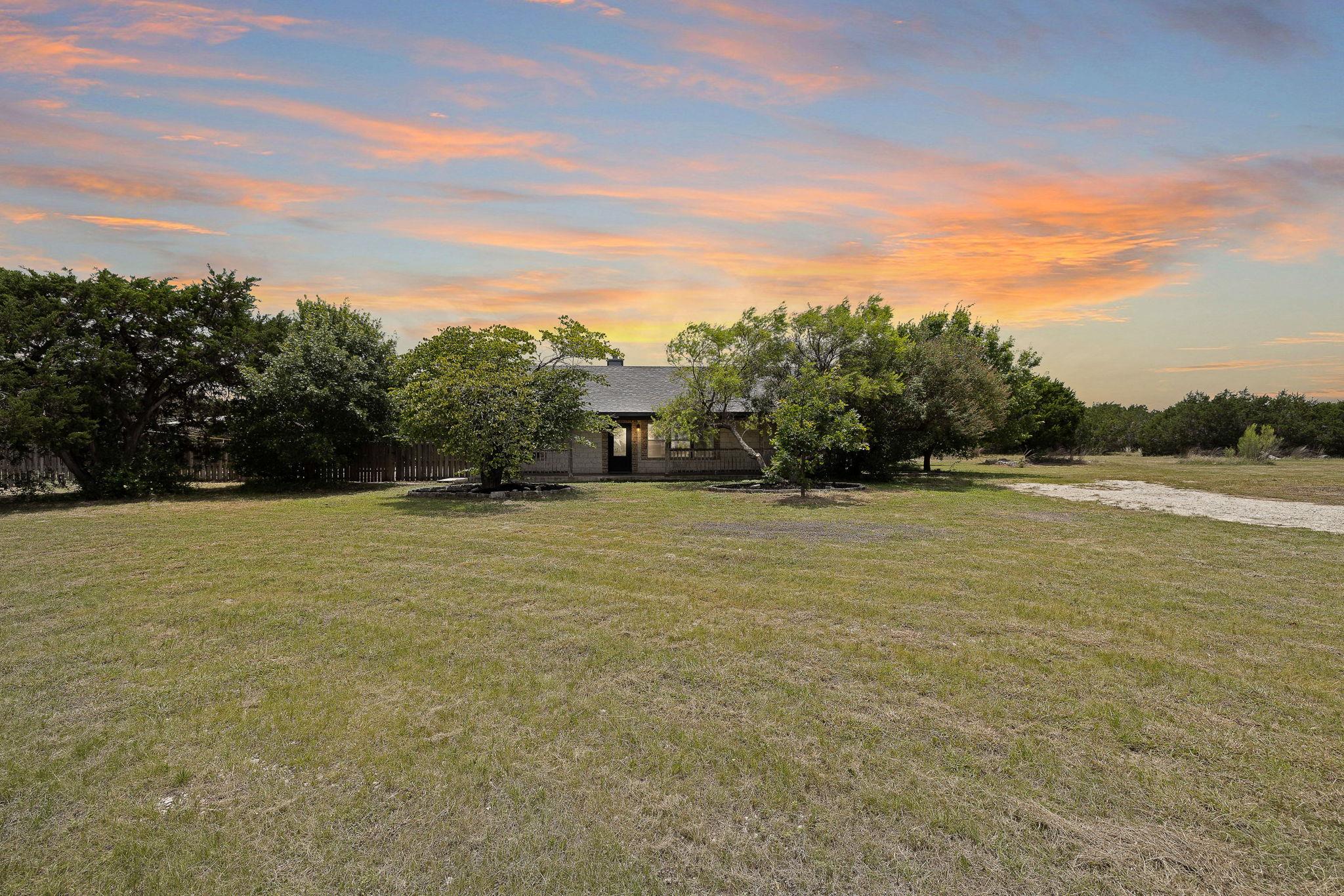 215 Double File Trce, Liberty Hill, TX 78642