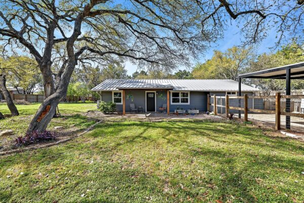 24807 Martin Ln, Spicewood