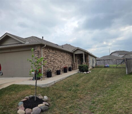108 Blue Sage Dr, Leander