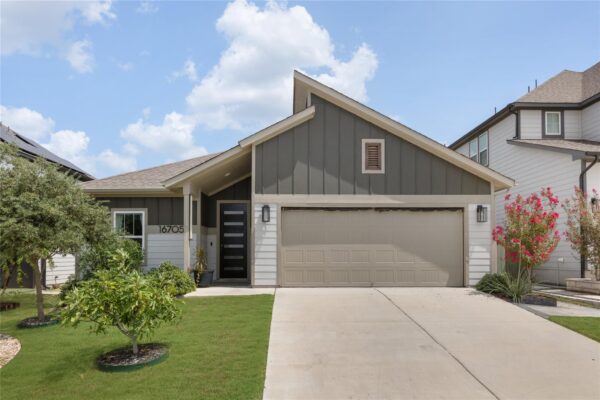 16705 Adoro Dr, Manor