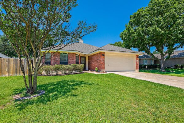 111 Stephen Ln, Georgetown
