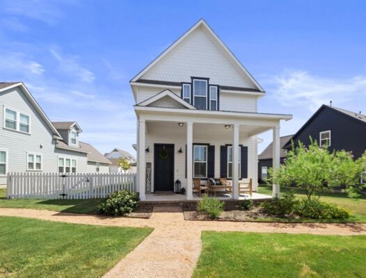 1066 Twain St, Driftwood