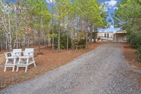 198 Pine Shadows Ln, Bastrop