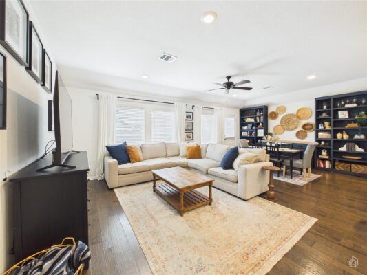 12117 Texana Trl, Manor
