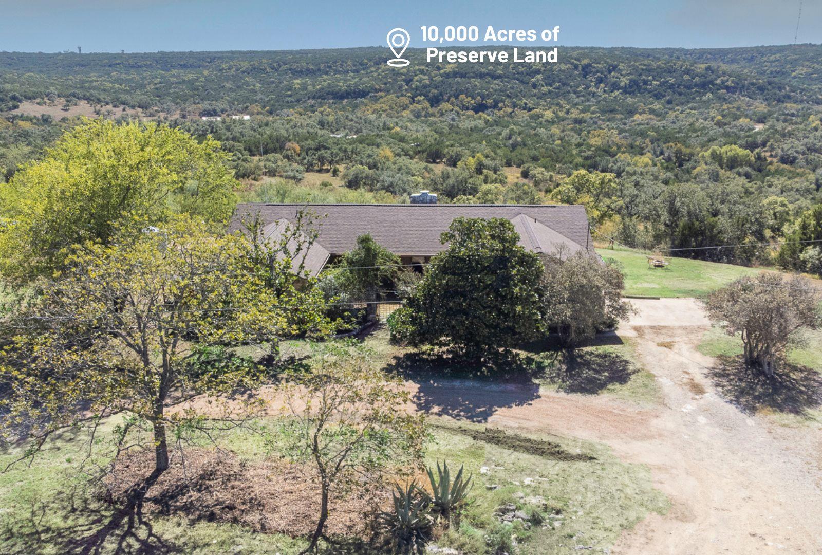 12516 Wire Rd, Leander