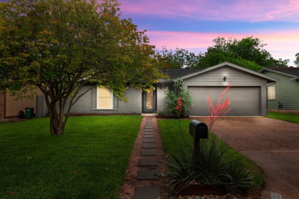 8503 Cornwall Dr, Austin