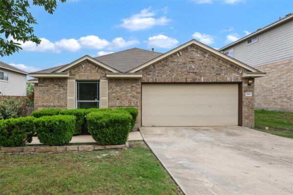 382 Bloomsbury Dr, Kyle