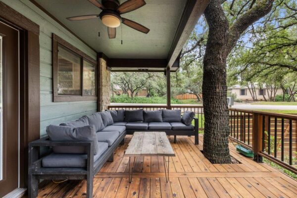 130 Deerfield Cv, Lakeway