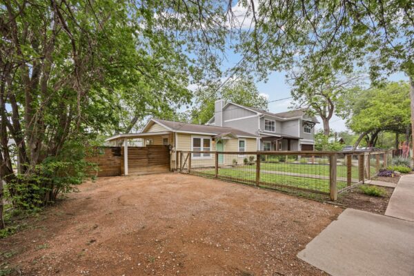 2403 S 2nd St, Austin