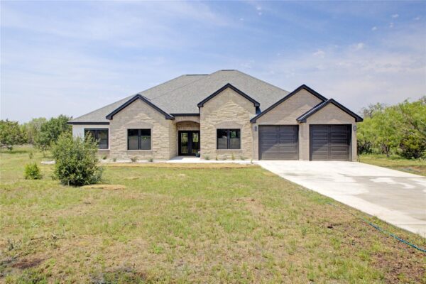 1215 Ridge Harbor Dr, Spicewood