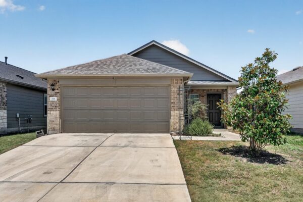 196 Harvest Creek Dr, Uhland