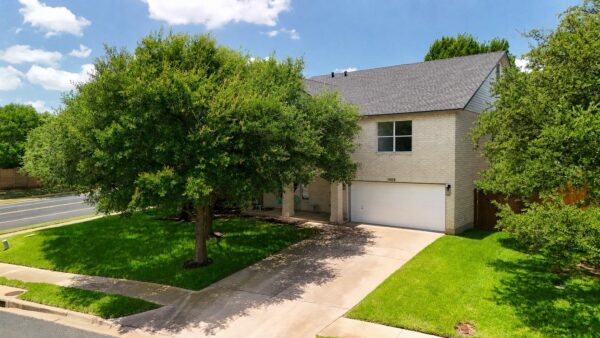 1409 Chalk Ln, Cedar Park