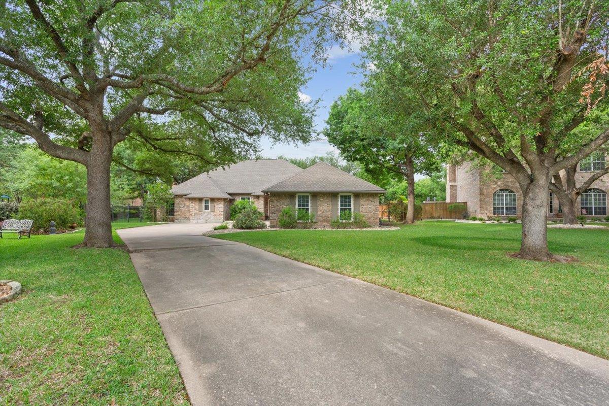 23 Meadow Run, Round Rock