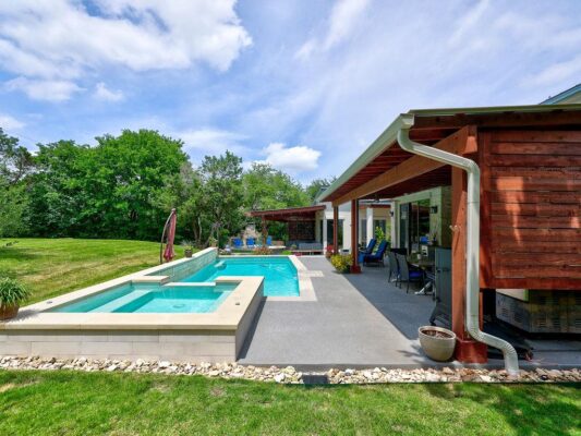 5910 Travis Woods Cv, Austin