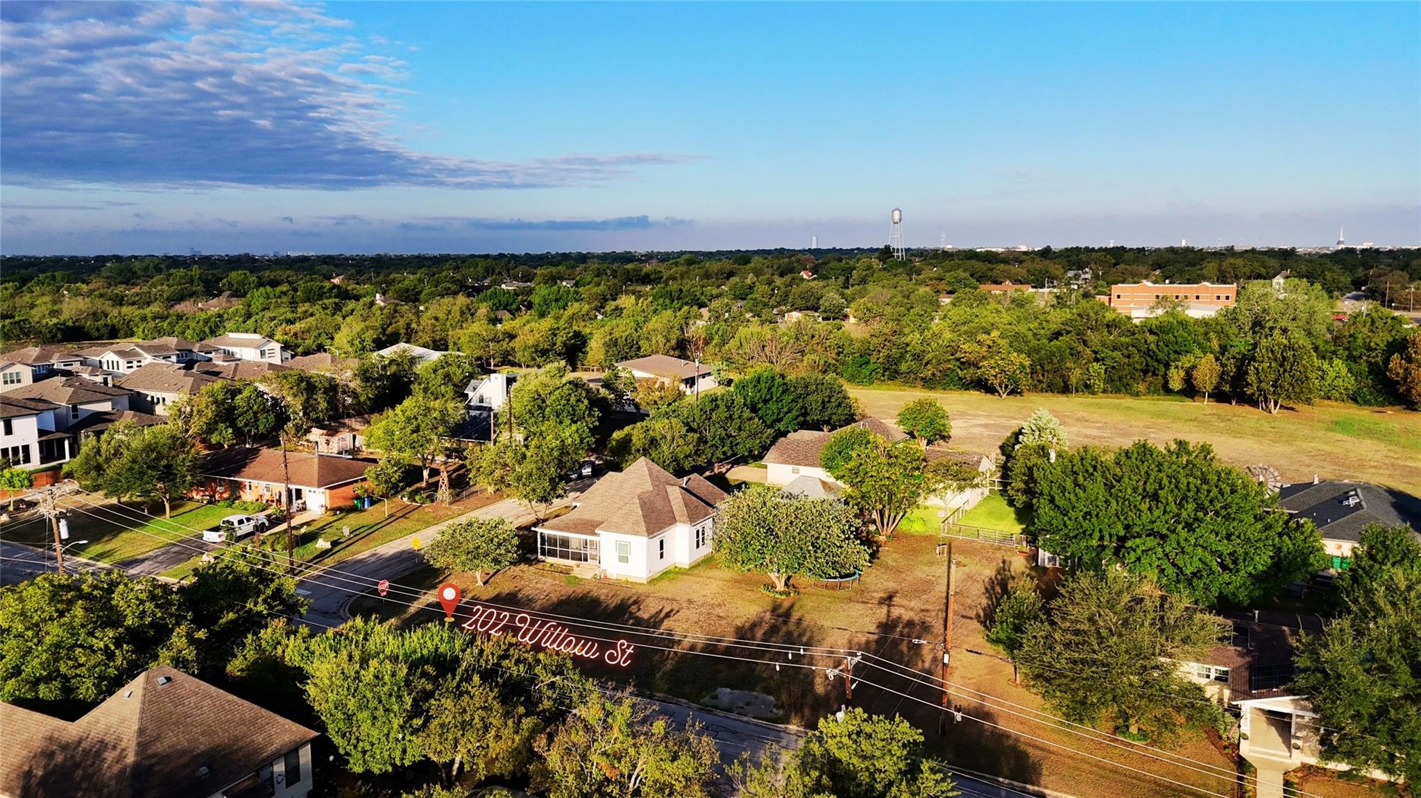 202 Willow St, Pflugerville, TX 78660