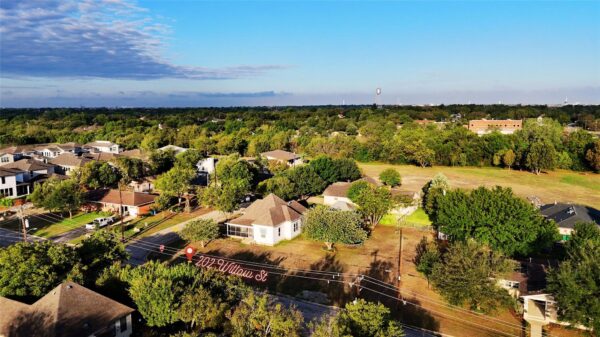 202 Willow St, Pflugerville