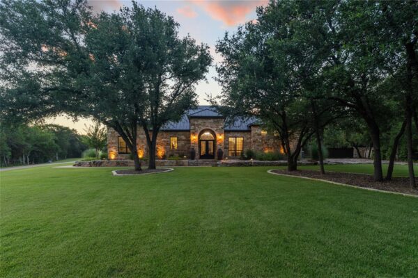 8184 Fm 2843 None, Salado