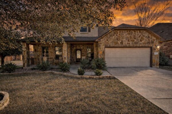 2937 Castellan Ln, Round Rock