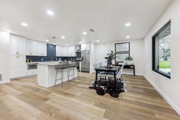 4608 Frontier Trl, Austin