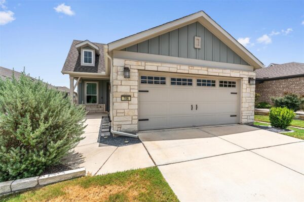 706 Kitty Hawk Rd, Georgetown