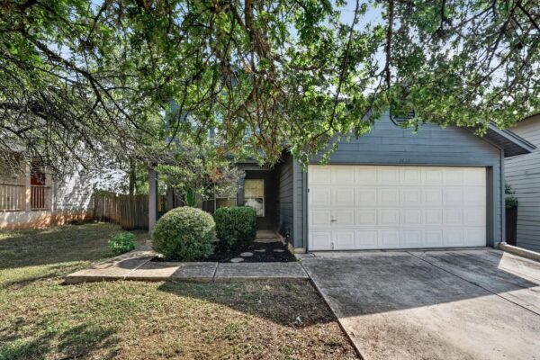 1422 Meadow Pkwy, San Marcos