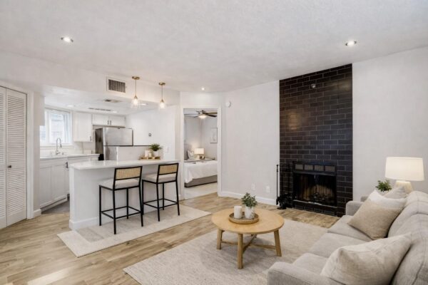 1500 Woodlawn Blvd #105, Austin