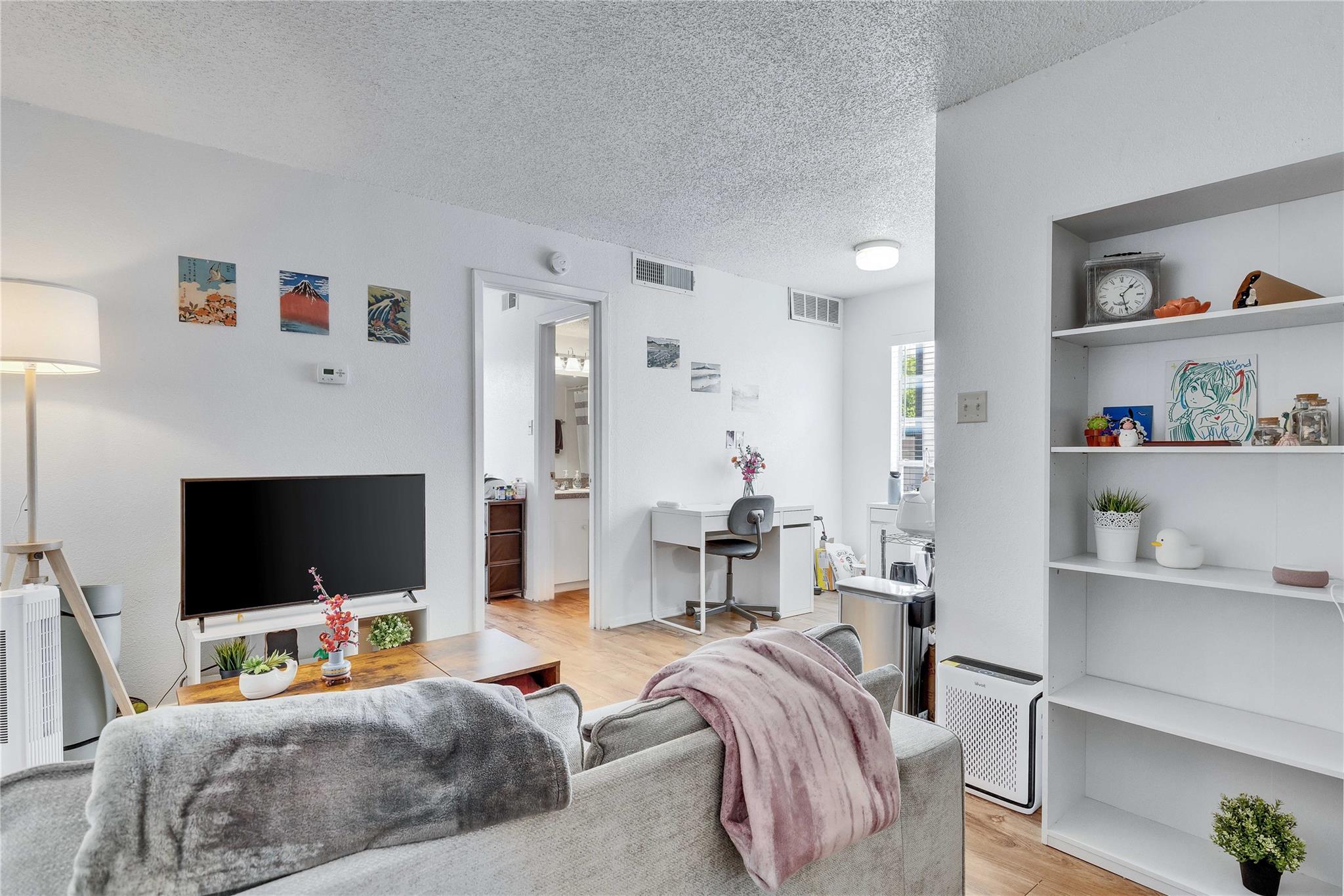 2803 Hemphill Park #B106, Austin, TX 78705