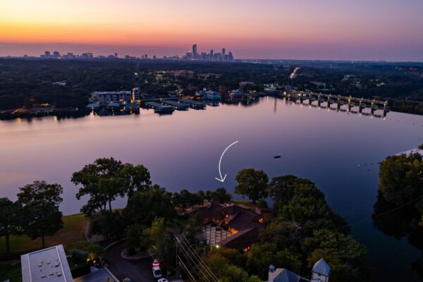 1700 Lakeshore Dr, Austin