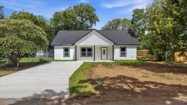 304 Lee St, Smithville