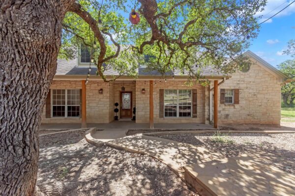 1120 Meadow Ridge Dr, Dripping Springs