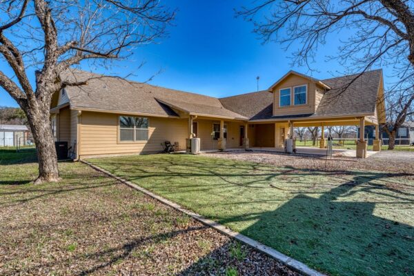 109 Pecan Orchard Ln, Marble Falls
