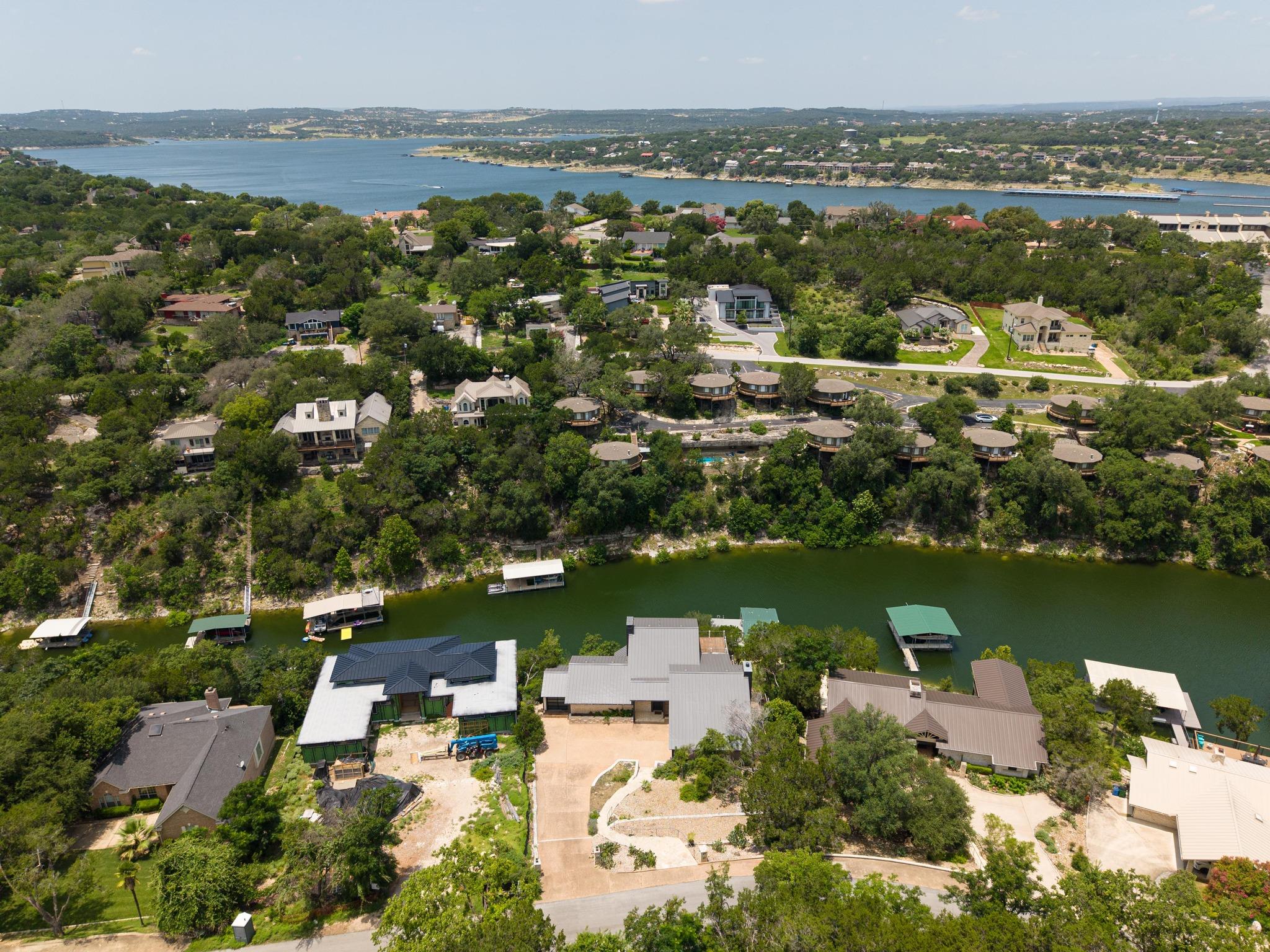 718 Bermuda St, Lakeway, TX 78734