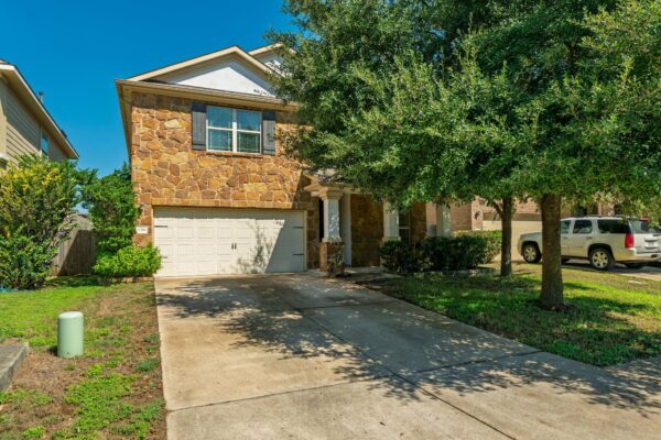 1318 Clark Brothers Dr, Buda