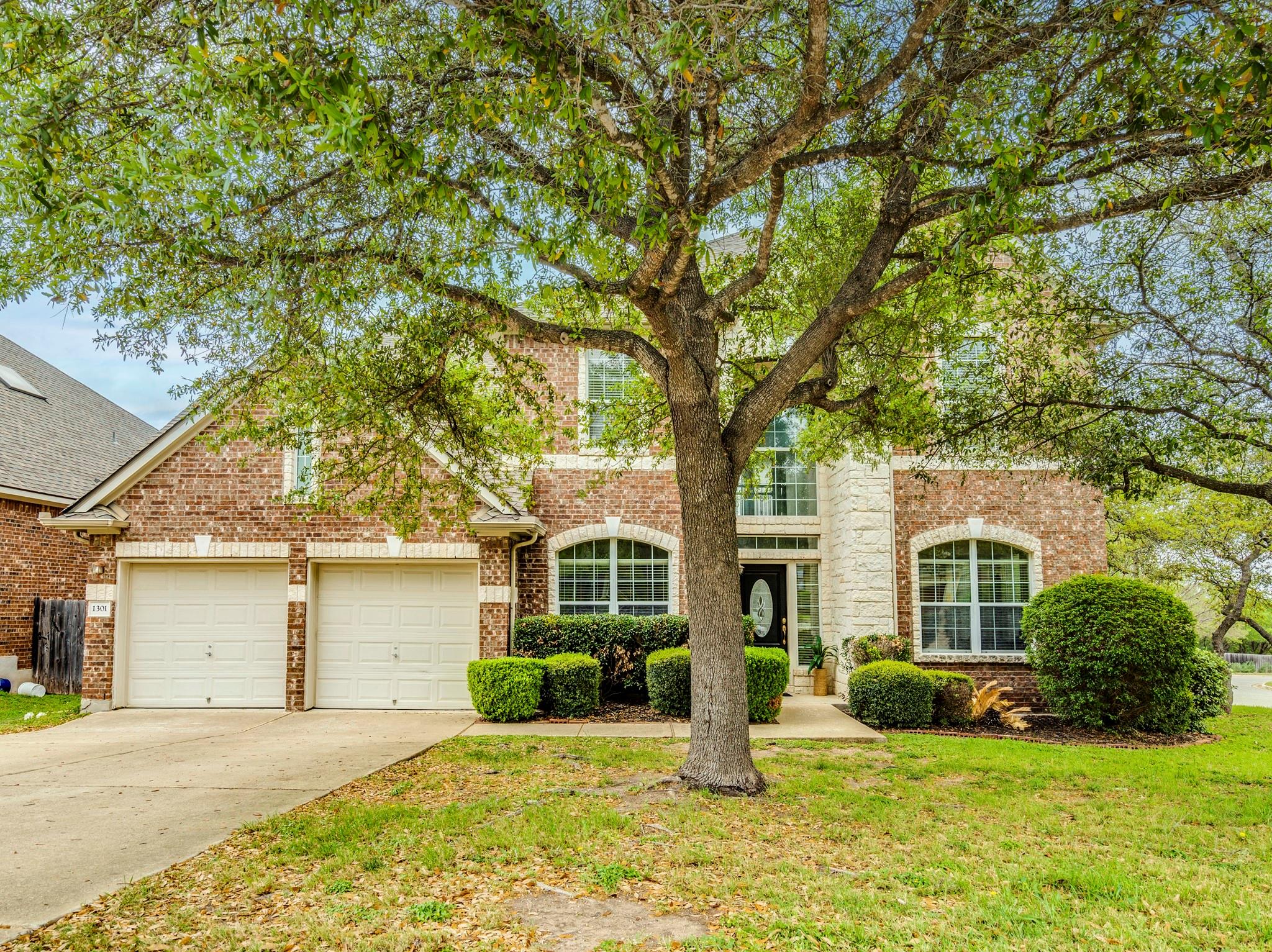 1301 Horseback Holw, Austin